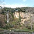 Cascade, jardin et grotte de Villecroze dans le Var